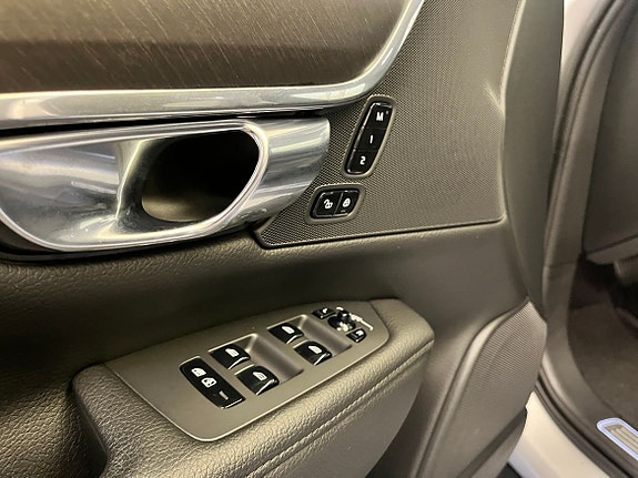 Volvo V90 Cross Country 11 of 18