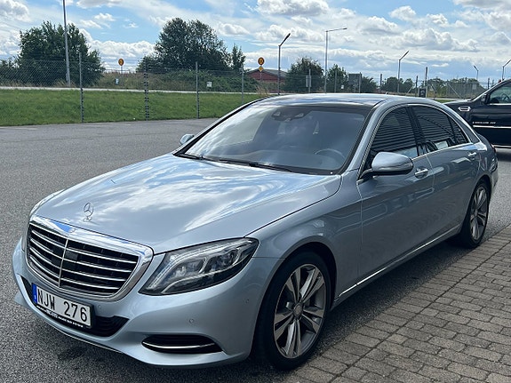 Mercedes-Benz S400 4 of 13