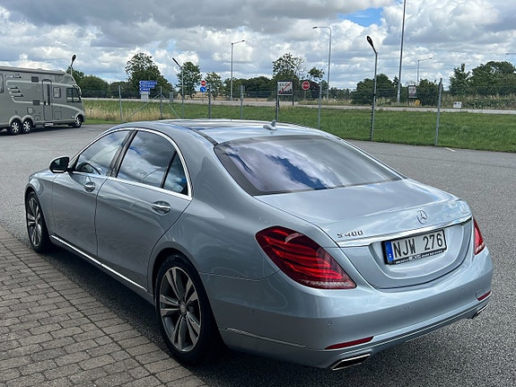 Mercedes-Benz S400 6 of 13