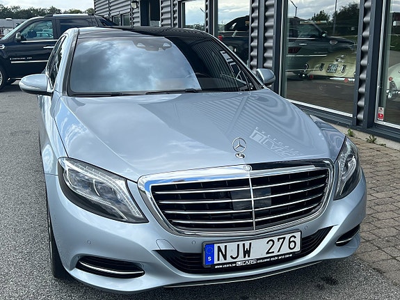 Mercedes-Benz S400 3 of 13