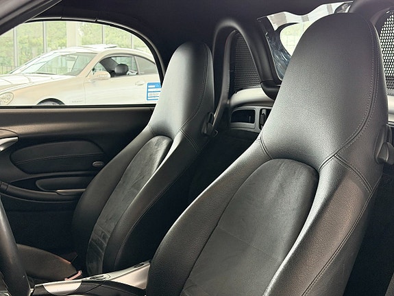 Porsche Boxster 9 of 12