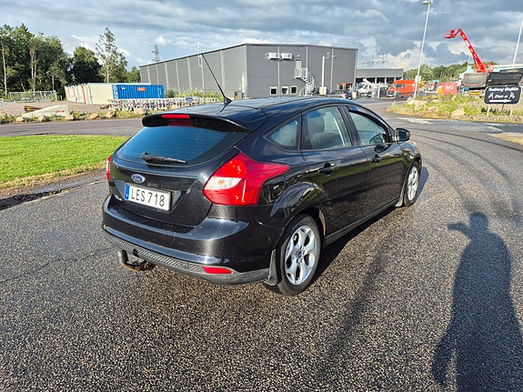 Ford Focus 3 of 11