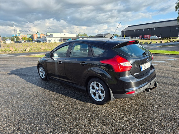 Ford Focus 4 of 11
