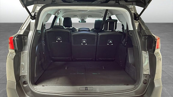Peugeot 5008 10 of 11