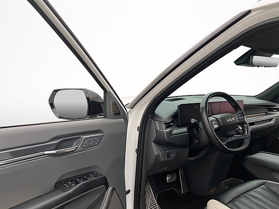 Kia EV9 12 of 30