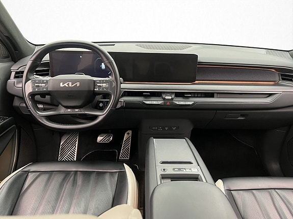 Kia EV9 15 of 30