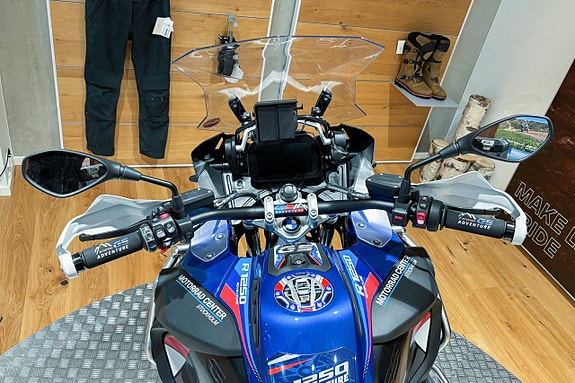 BMW R 1250 GS Adventure |ServiceavtalALLA PAKET|Toppbox|Sidoväskor|681 mil| 11 of 13