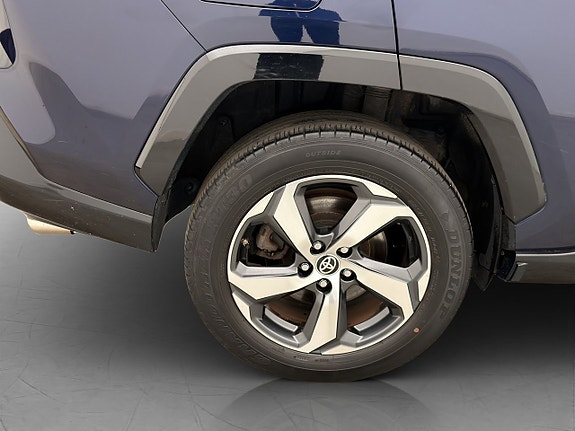 Toyota RAV4 29 of 30