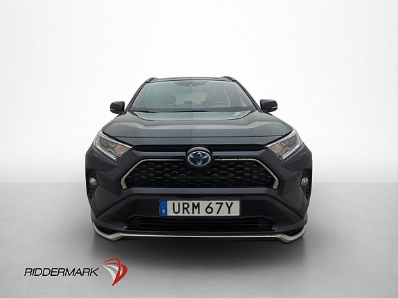Toyota RAV4 2 of 30