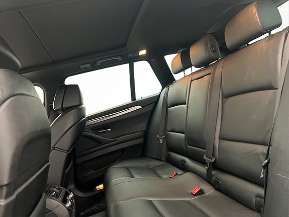 BMW 535i 28 of 30
