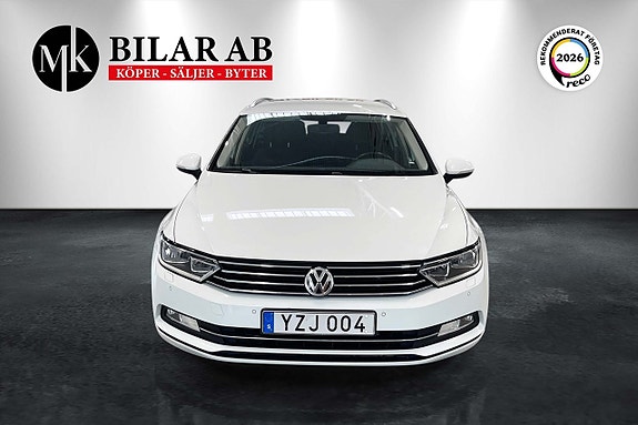 Volkswagen Passat 2 of 11