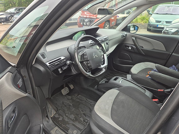 Citroen Grand C4 Picasso 5 of 11