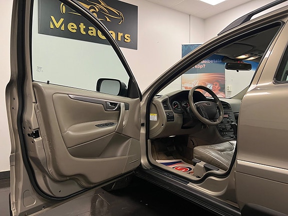 Volvo XC70 7 of 21