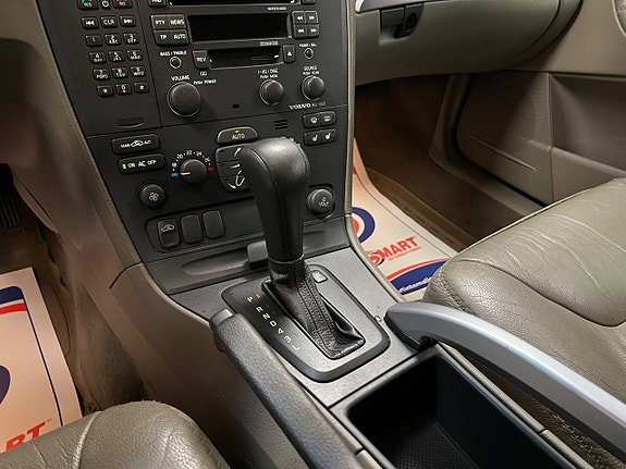 Volvo XC70 17 of 21