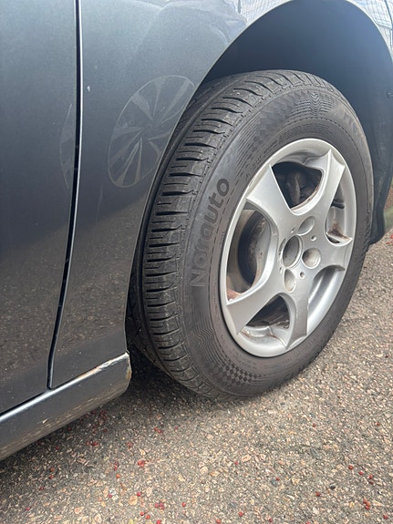 Peugeot 308 9 of 13