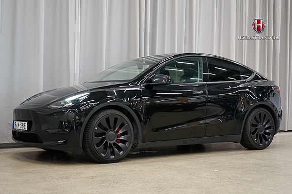 Tesla Model Y 4 of 22