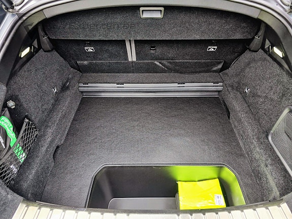 Polestar 4 13 of 27