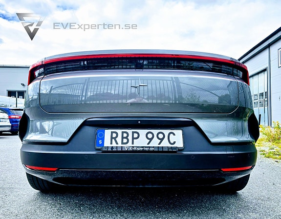 Polestar 4 6 of 27