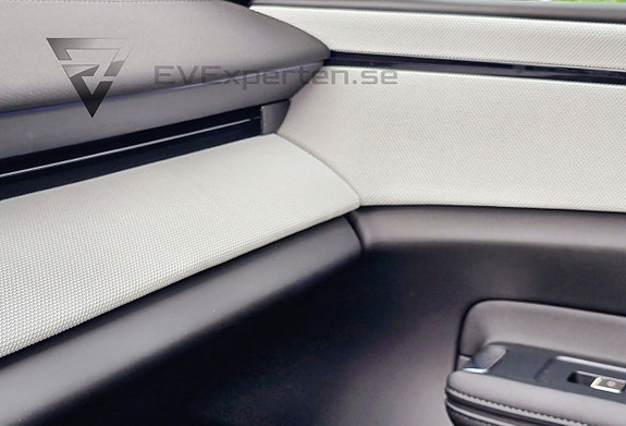 Polestar 4 18 of 27