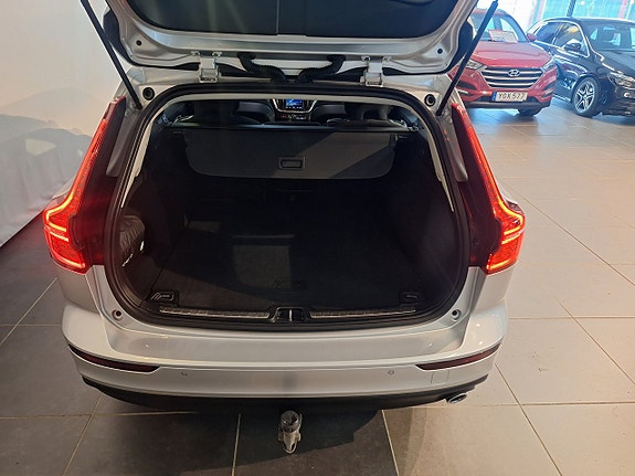 Volvo V60 8 of 12