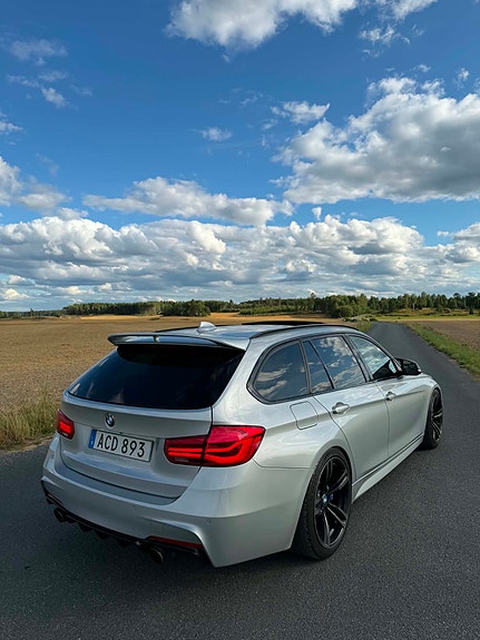 BMW 340i 5 of 12