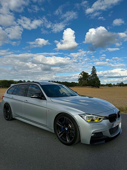 BMW 340i 7 of 12