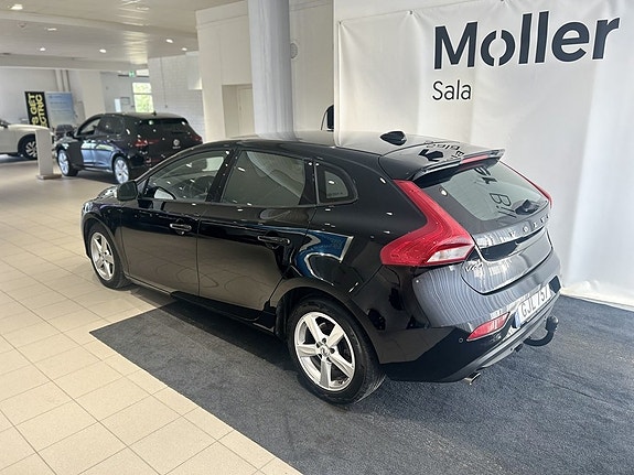 Volvo V40 5 of 21