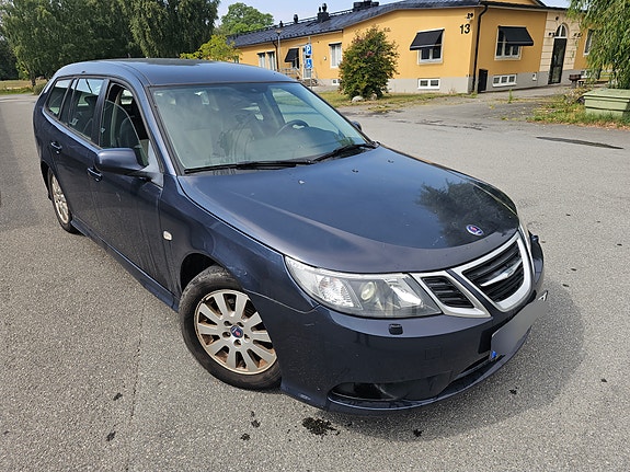 Saab 9-3 2 of 6