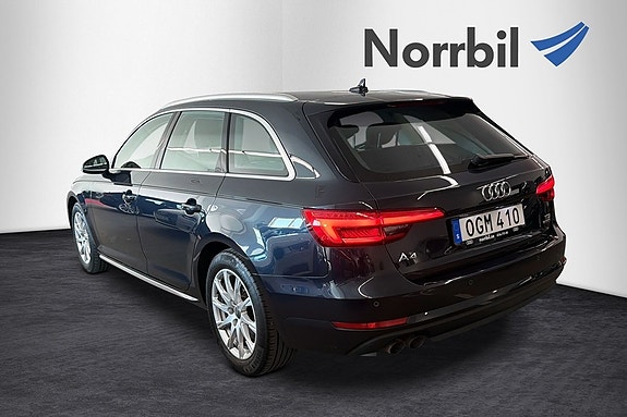 Audi A4 4 of 18