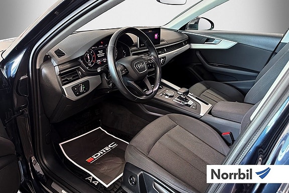 Audi A4 8 of 18