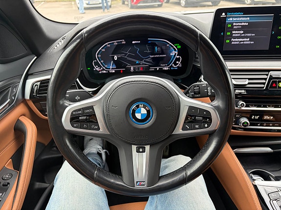 BMW 530e 17 of 21