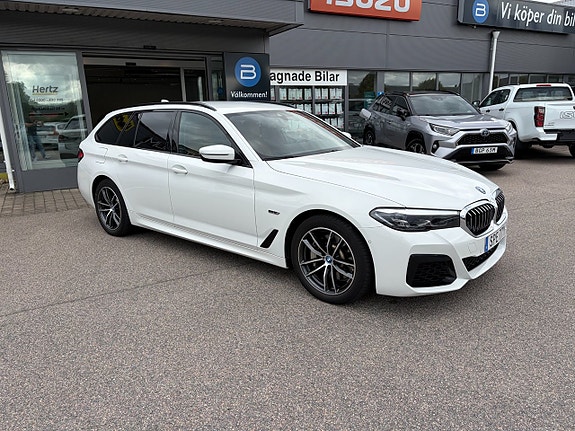 BMW 530e 2 of 21