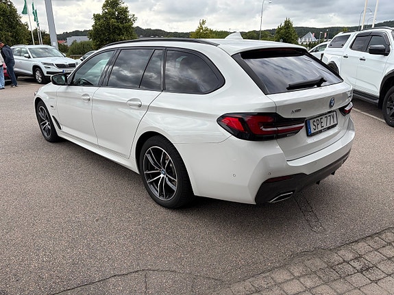 BMW 530e 4 of 21