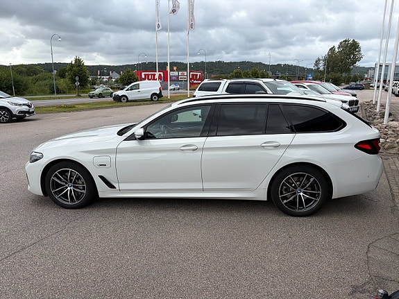BMW 530e 3 of 21