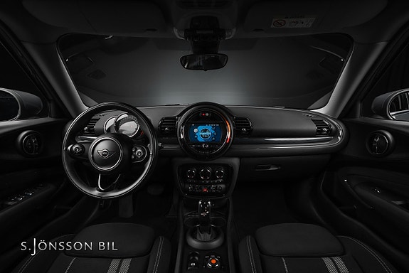 MINI Cooper S 9 of 15