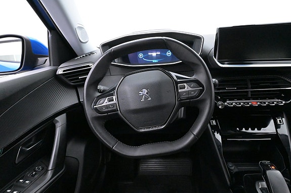 Peugeot e-2008 7 of 27