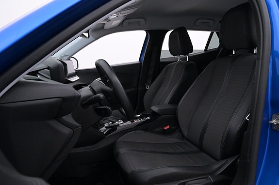Peugeot e-2008 11 of 27