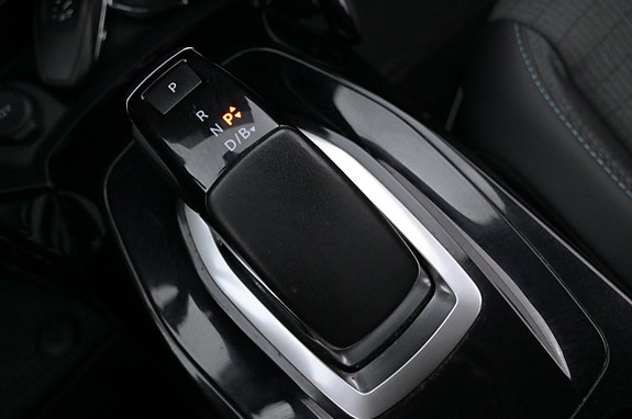Peugeot e-2008 19 of 27