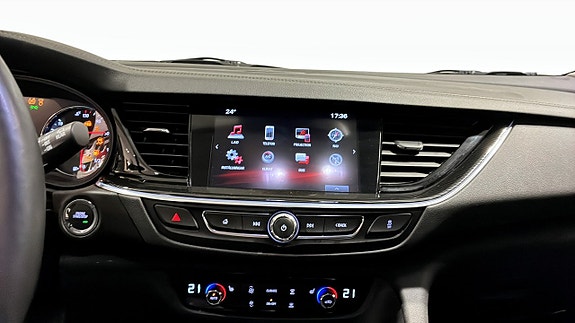 Opel Insignia 11 of 14