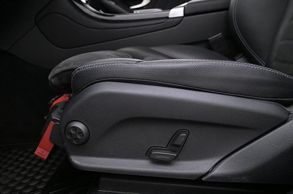 Mercedes-Benz GLC300 e 10 of 27