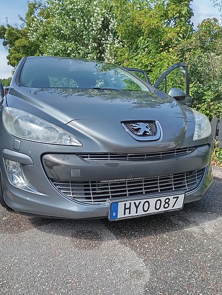 Peugeot 308 3 of 5