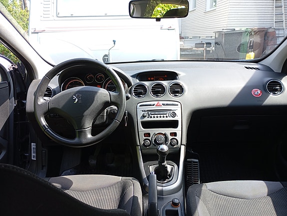 Peugeot 308 5 of 5