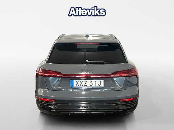 Audi Q8 e-tron 4 of 15