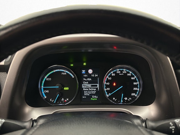 Toyota RAV4 21 of 29