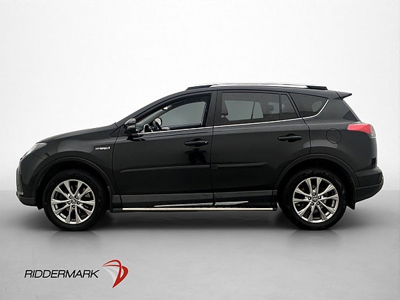 Toyota RAV4 4 of 29
