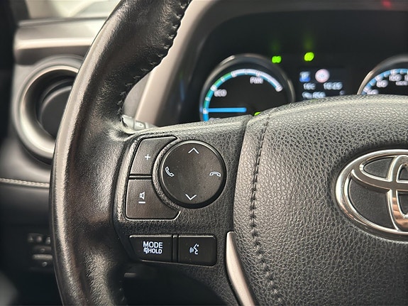 Toyota RAV4 20 of 29
