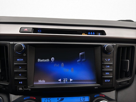 Toyota RAV4 17 of 29
