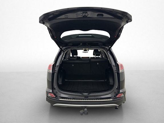 Toyota RAV4 10 of 29