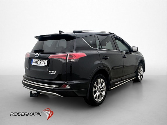 Toyota RAV4 8 of 29