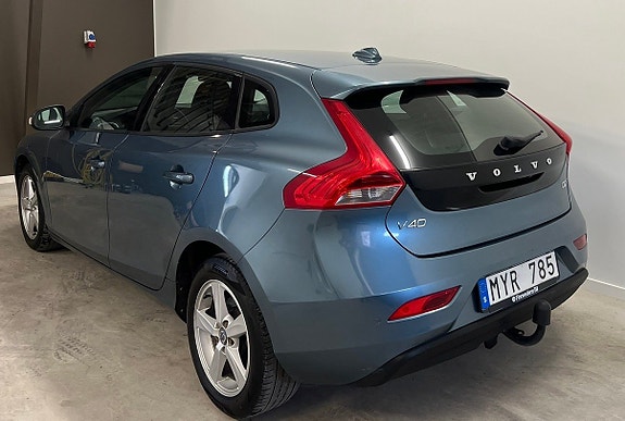Volvo V40 3 of 6
